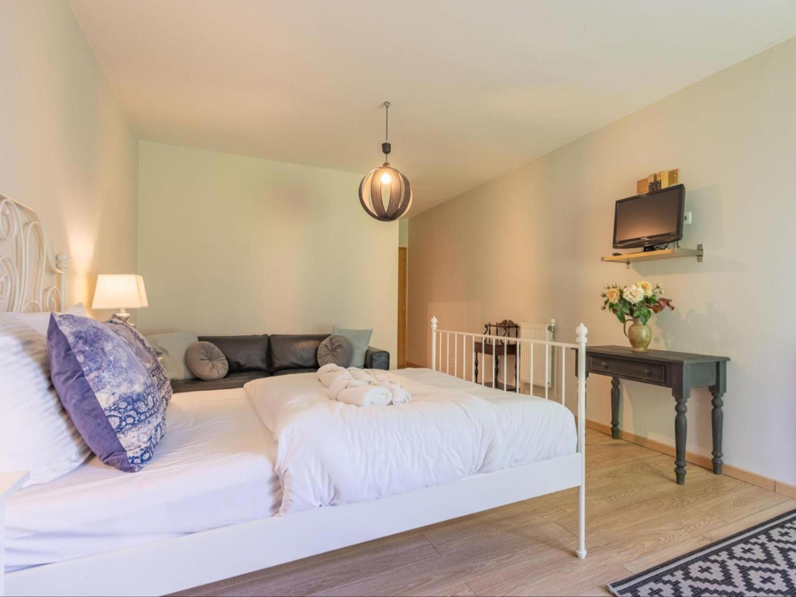 Paradis Des Vignes Birac  Room photo