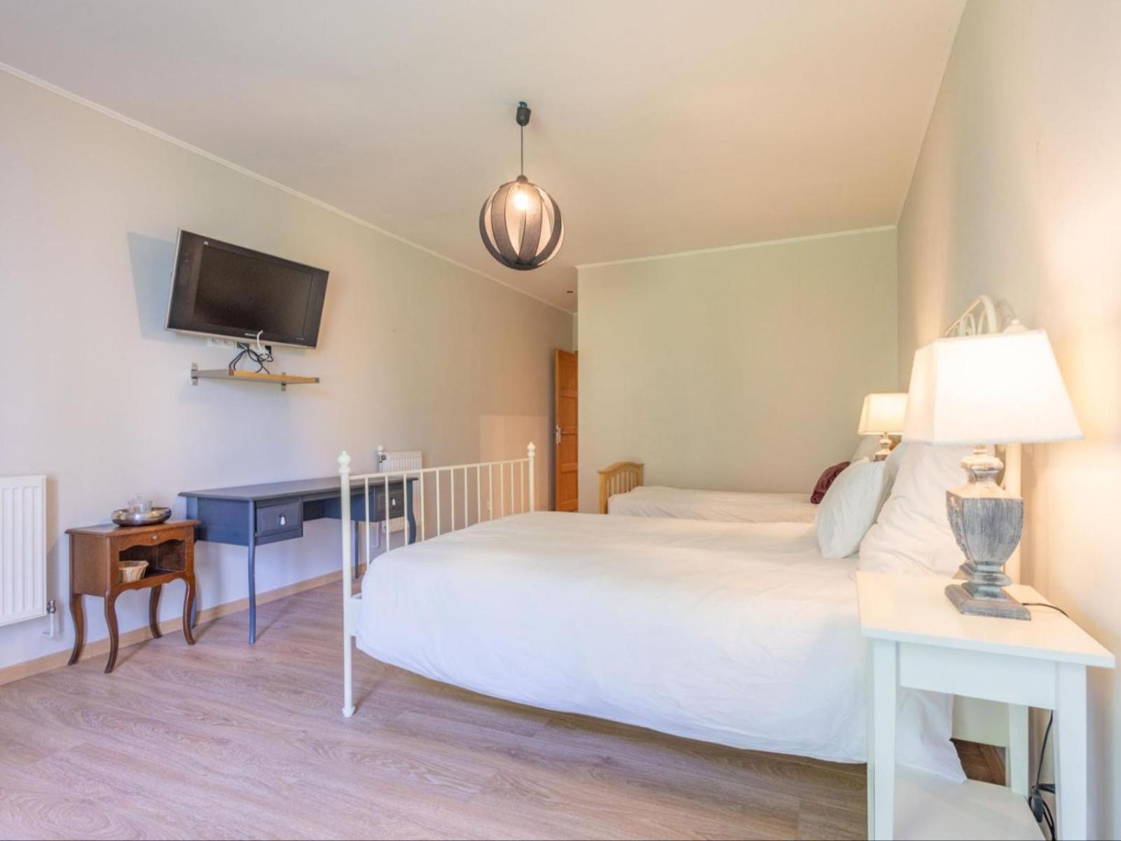 Paradis Des Vignes Birac  Room photo